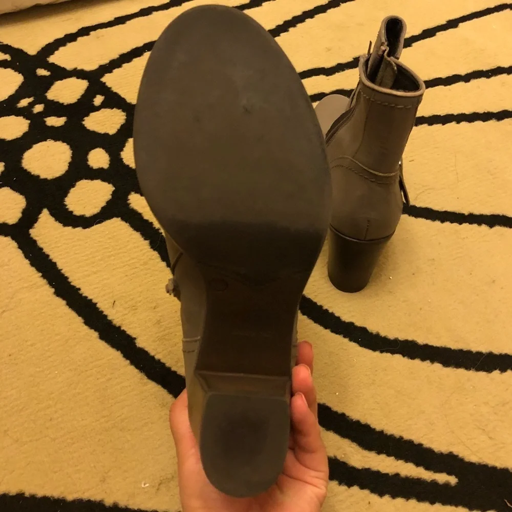 Ankle boots